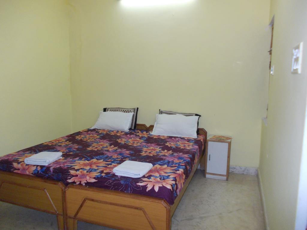 Raj Mahal Guest House Būndi Exteriör bild