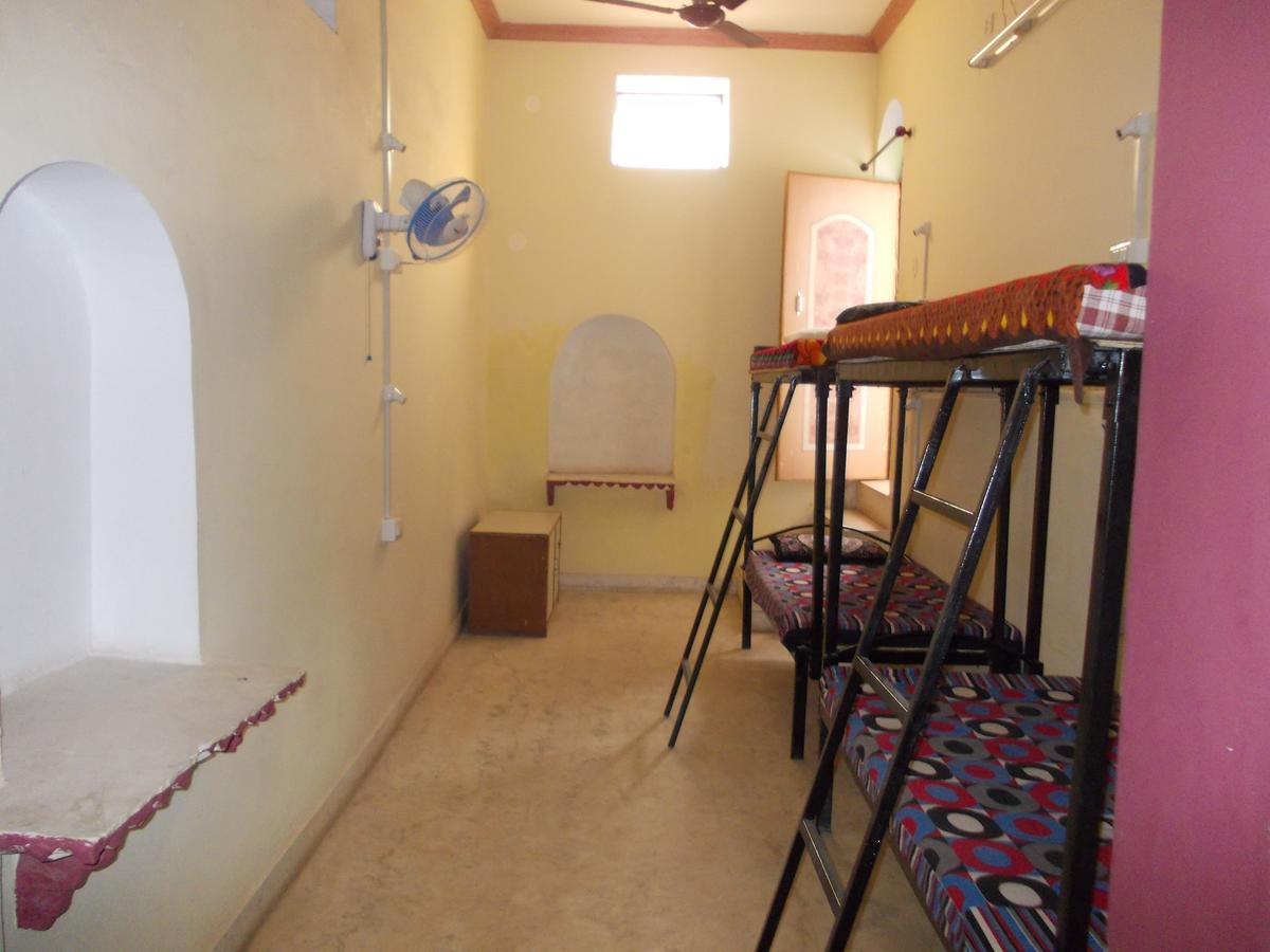 Raj Mahal Guest House Būndi Exteriör bild