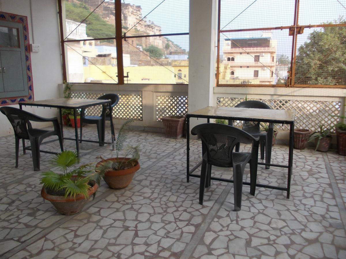 Raj Mahal Guest House Būndi Exteriör bild