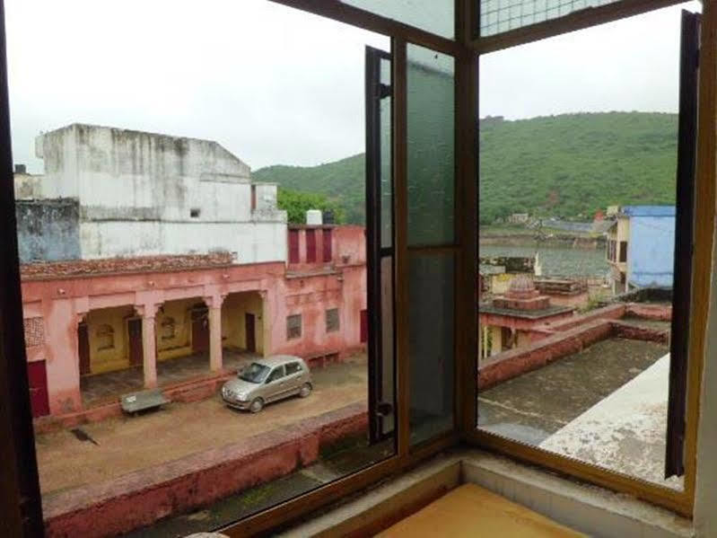 Raj Mahal Guest House Būndi Exteriör bild